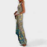 Elegant dress with V-neckline and sequin detail