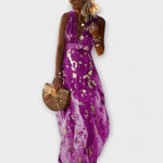 Elegant dress with V-neckline and sequin detail