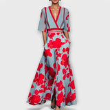 Elise - An elegant floral fitted dress