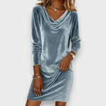 Scarlett | Loose velvet dress