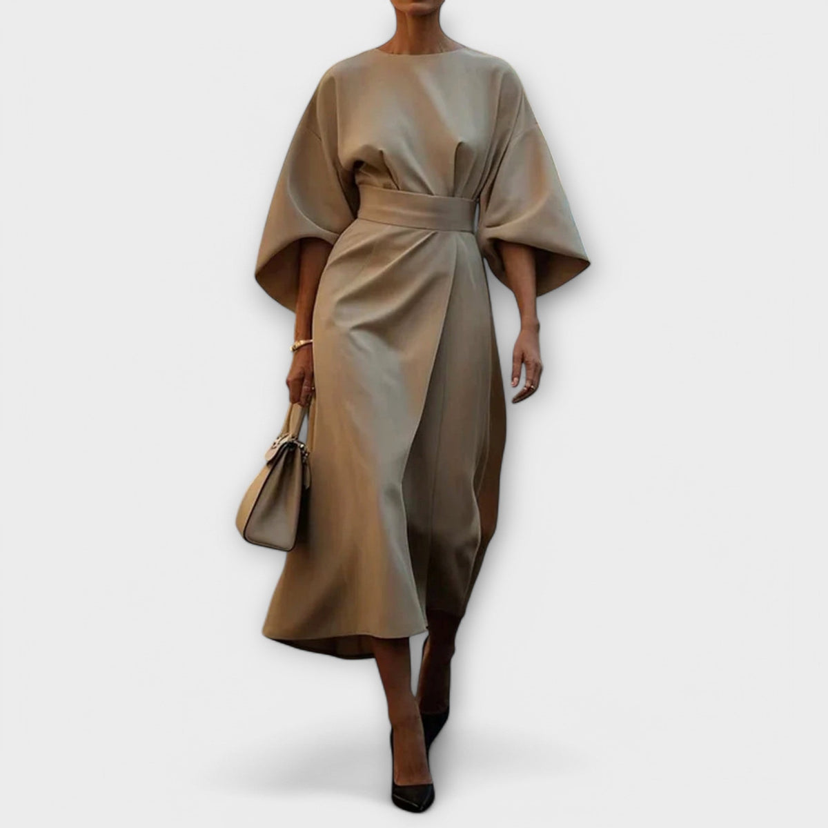 Sonia - An elegant dress with sleeves
